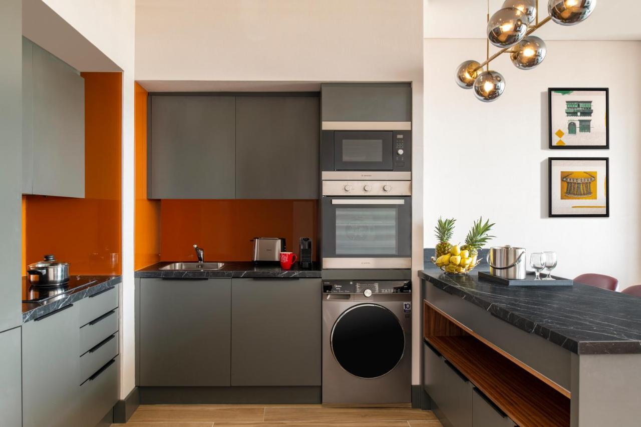 Swissotel Living Jeddah Exterior photo A typical kitchen in a serviced apartment