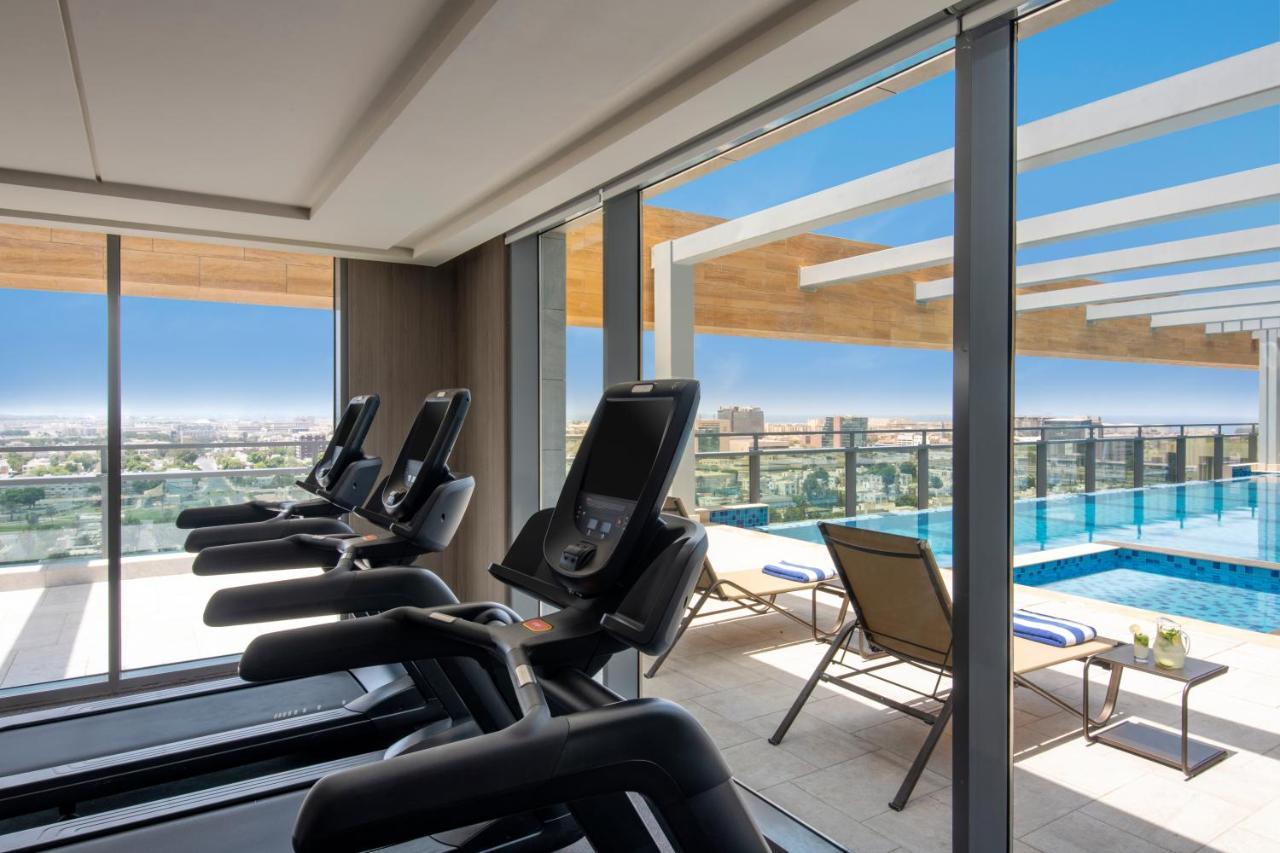 Swissotel Living Jeddah Exterior photo The gym at the hotel